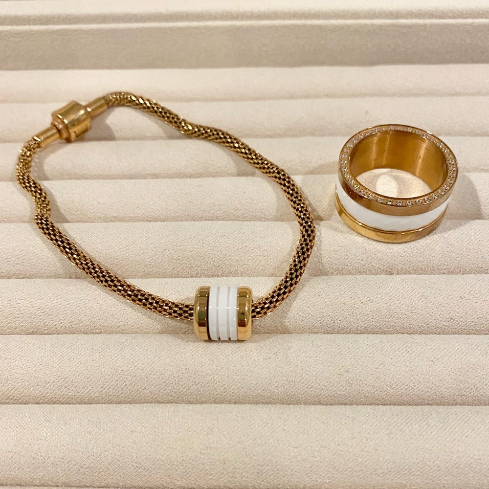 Bering ring and bracelet set